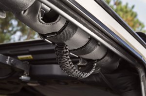 Jeep Wrangler LJ Grab Handles - Rugged Ridge - Paracord - Black/Black - `04-`06